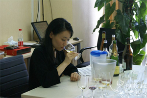 逸香高级讲师亓闻
