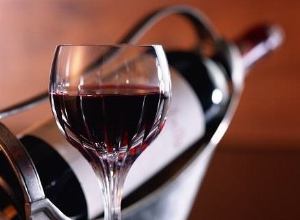 这样喝酒对身体有益 葡萄酒利于心血管健康