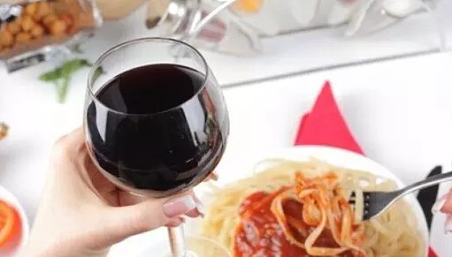 意大利面如何搭配葡萄酒？